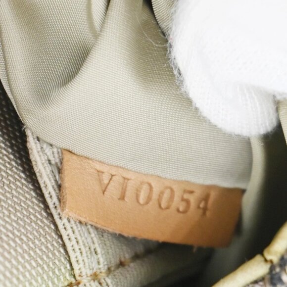 LOUIS VUITTON Damier Geant Messager Shoulder Bag Canvas Leather - Picture 12 of 14